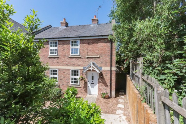 Convenient central location, Hawkhurst - EAID:ef57f983cf4b2a5bbece8a930a878071, BID:1