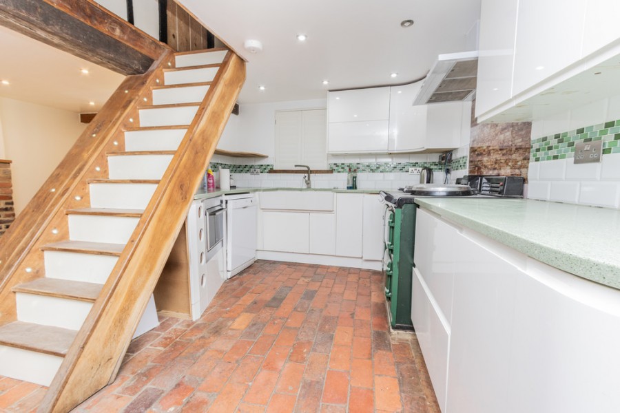 Images for Lamberhurst, Tunbridge Wells EAID:ef57f983cf4b2a5bbece8a930a878071 BID:1