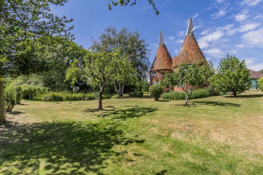 Images for No Onward Chain in Hawkhurst EAID:366206731 BID:bid