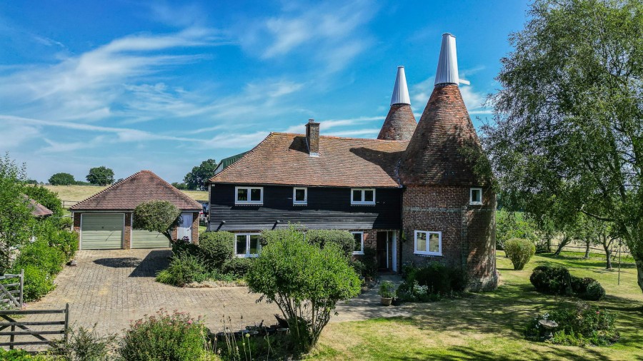 Images for No Onward Chain in Hawkhurst EAID:366206731 BID:bid