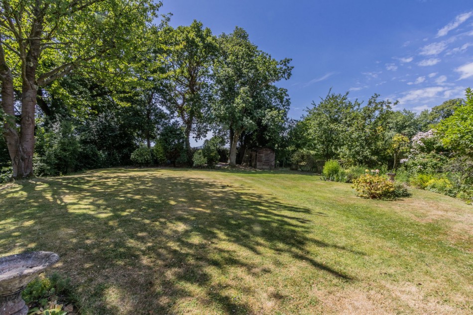 Images for No Onward Chain in Hawkhurst EAID:366206731 BID:bid