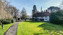 Images for An Historic 14th Century Manor House In Sandhurst