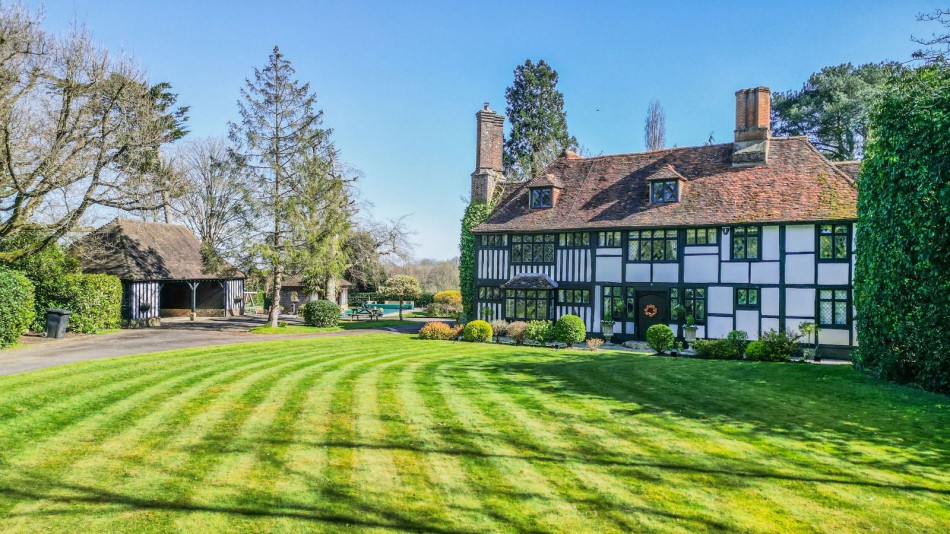 Images for An Historic 14th Century Manor House In Sandhurst EAID:366206731 BID:bid