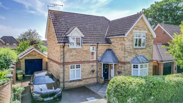 Walking Distance To Staplehurst Station - EAID:366206731, BID:bid