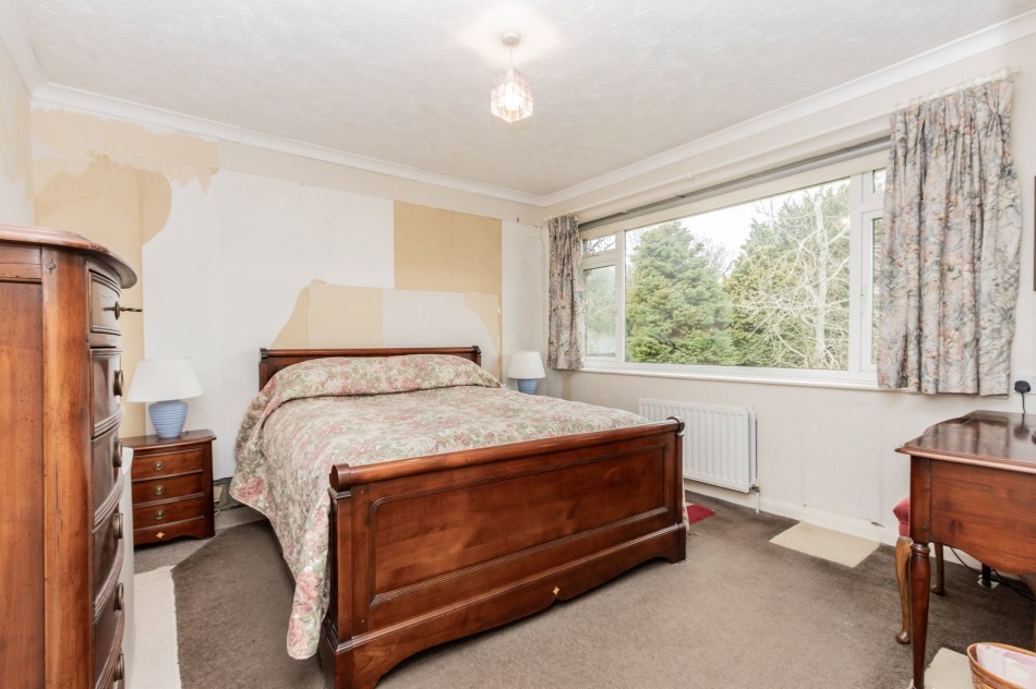 Images for Theobalds, Hawkhurst EAID:366206731 BID:bid