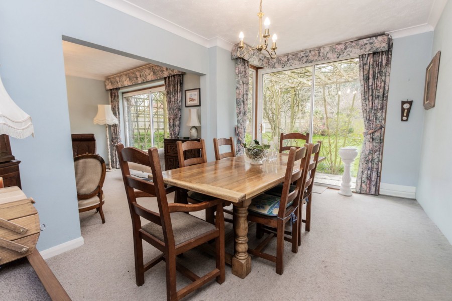 Images for Theobalds, Hawkhurst EAID:366206731 BID:bid