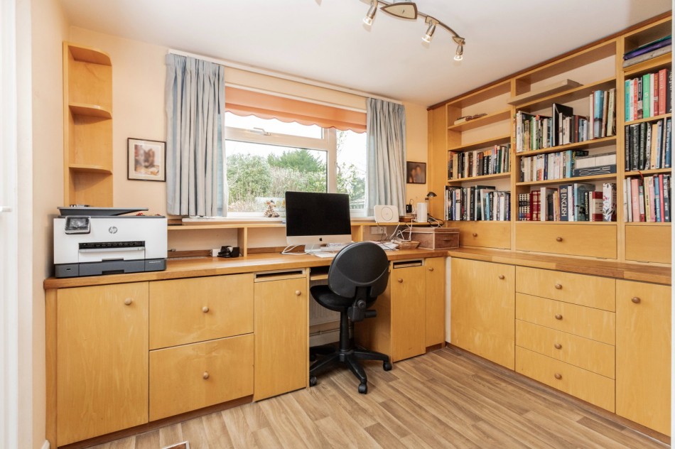 Images for Theobalds, Hawkhurst EAID:366206731 BID:bid