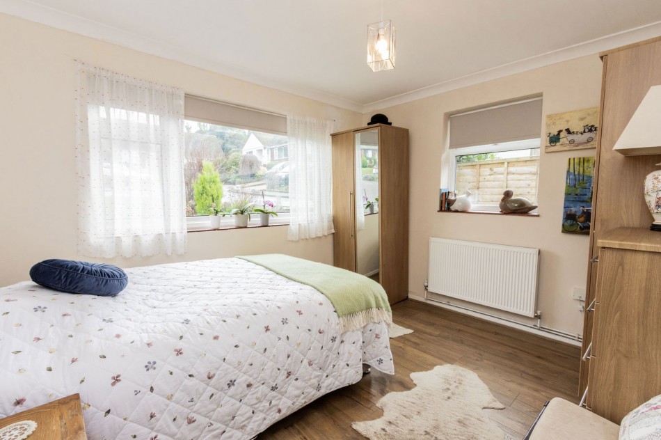 Images for Oaklands, Hawkhurst EAID:366206731 BID:bid