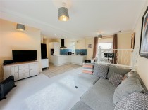 Images for A Luxury Apartment In Burwash