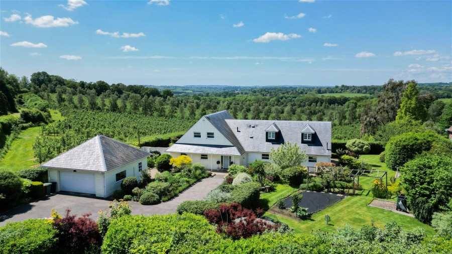 Images for With Stunning Countryside Views In Hawkhurst EAID:366206731 BID:bid