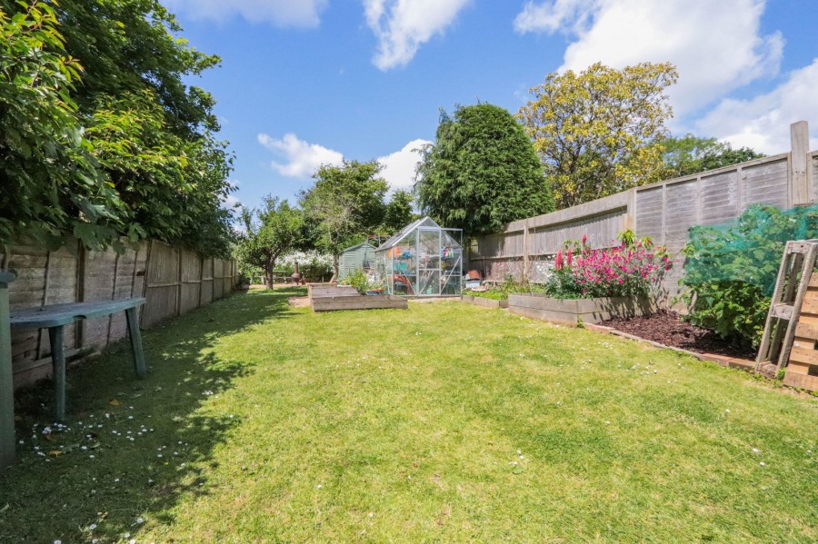 Images for With A 200ft Garden In Gills Green Hawkhurst EAID:366206731 BID:bid