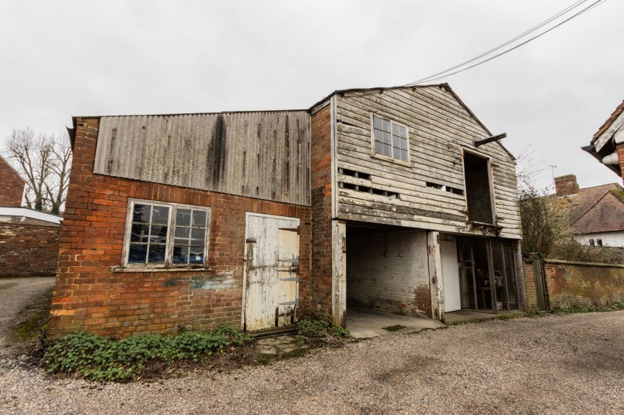 Images for With A Detached Two Storey Barn In Staplehurst EAID:366206731 BID:bid